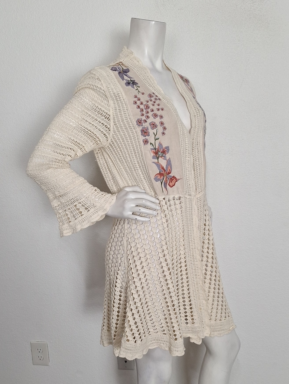 V. Christina Cream Crochet Floral Embroidered Cottagecore Open Cardigan Size L - Picture 5 of 13